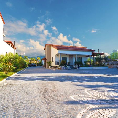 Villa Dei Cesari Bed & Breakfast Santa Maria La Carità Εξωτερικό φωτογραφία