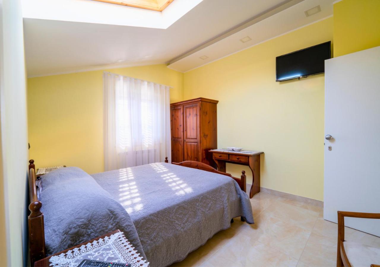 Villa Dei Cesari Bed & Breakfast Santa Maria La Carità Εξωτερικό φωτογραφία